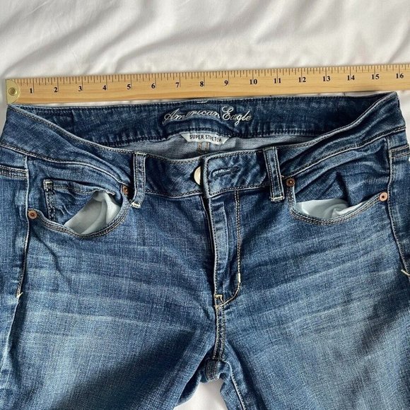 AMERICAN EAGLE Women's Size 12 Long Blue Super Stretch Skinny Jeans Trendy Denim - Picture 5 of 12